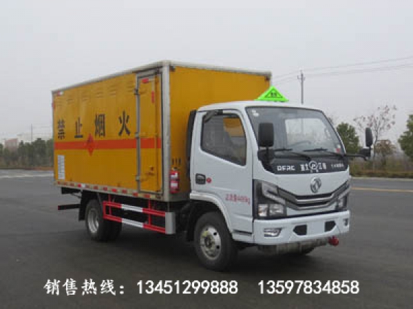 東風(fēng)易燃?xì)怏w廂式運(yùn)輸車(藍(lán)牌國(guó)六)